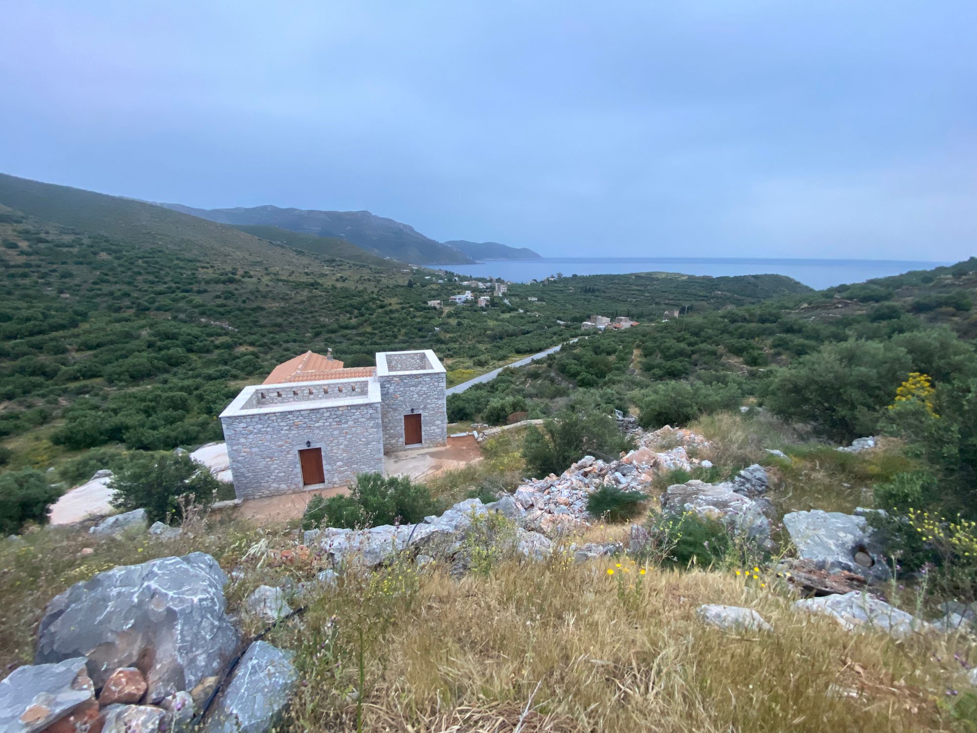 Houses & Villas for sale in Mani Stayinmani